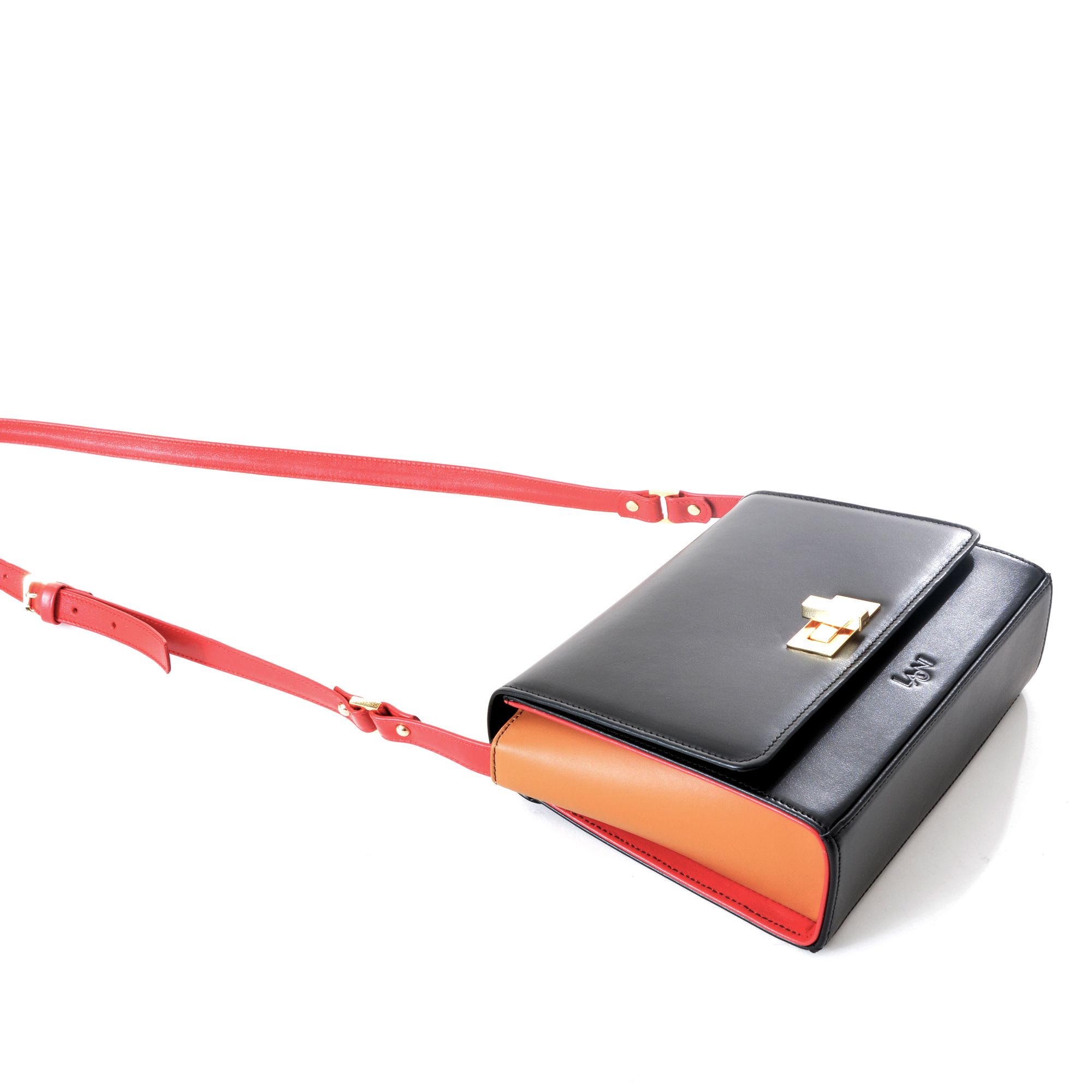 2047 B - MINI DOBOZ TÁSKA